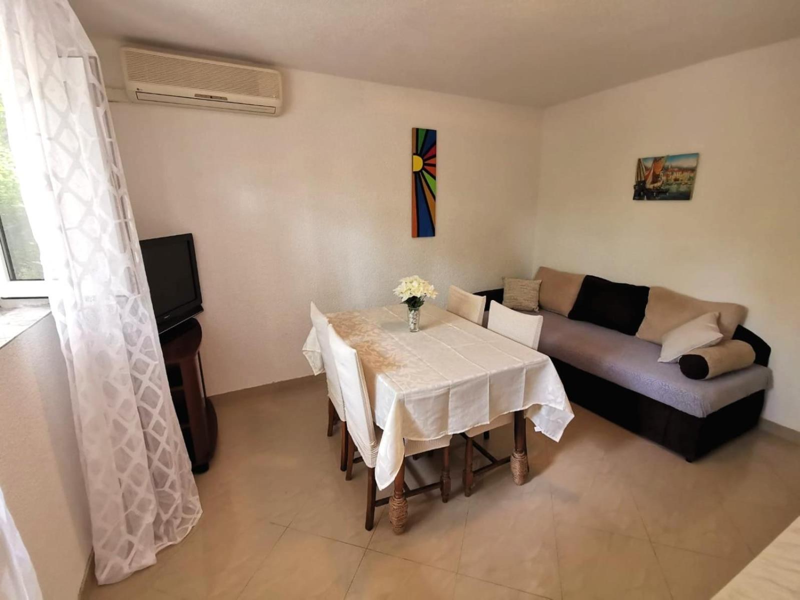 Villa Ruza 30M From The Beach Baška Voda Pokoj fotografie