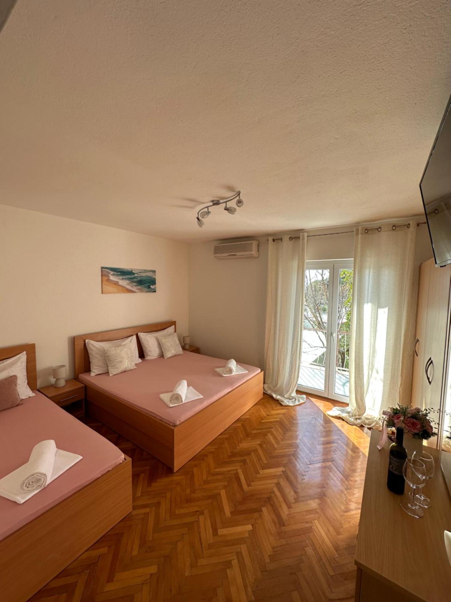Villa Ruza 30M From The Beach Baška Voda Pokoj fotografie